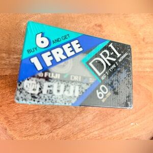 Fuji - 6 Pack DR-1 60 IEC I/Type I (90m/295) Cassette Tapes (Sealed)
New